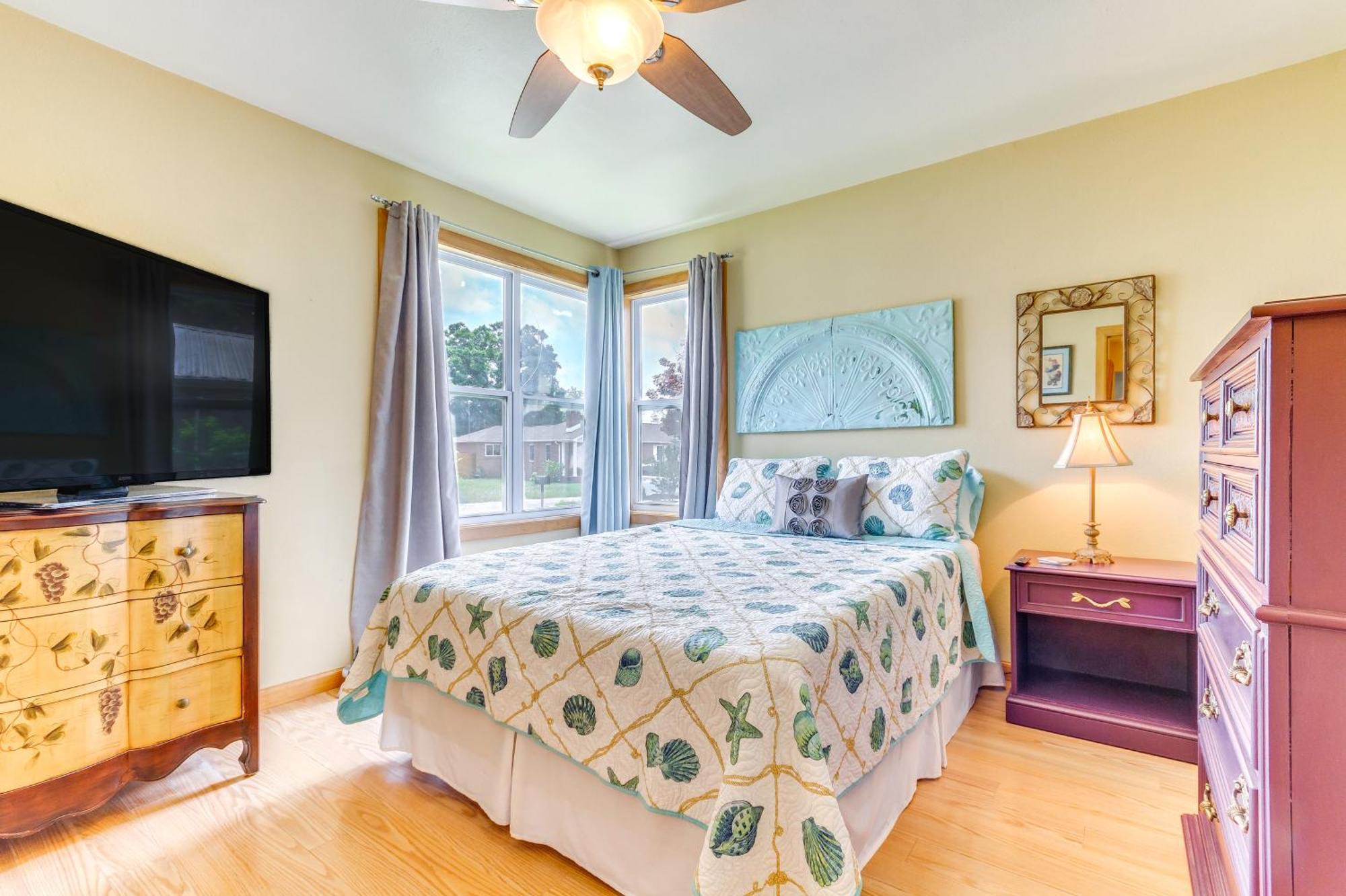 Pensacola Home With Private Spa Walk To Beach! Εξωτερικό φωτογραφία